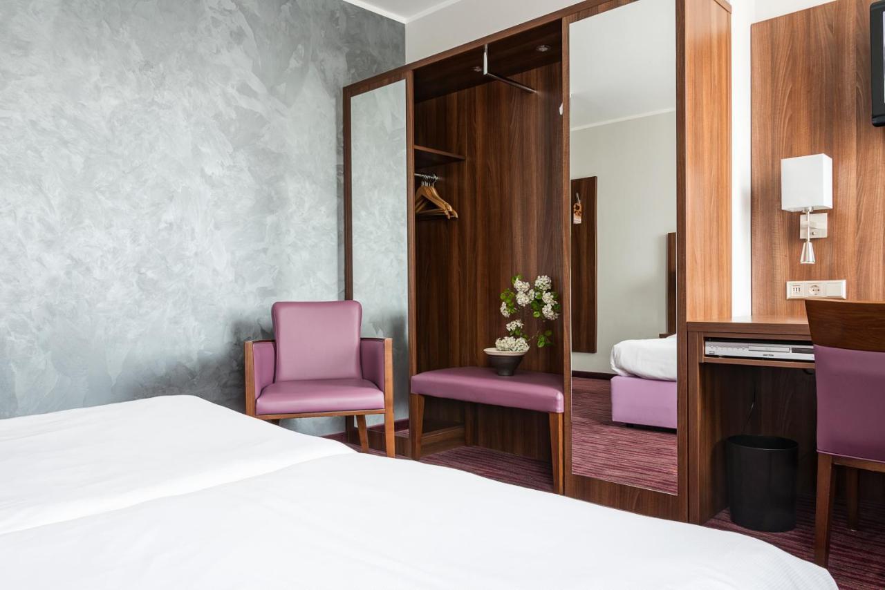 Akzent Hotel Laupheimer Hof Экстерьер фото
