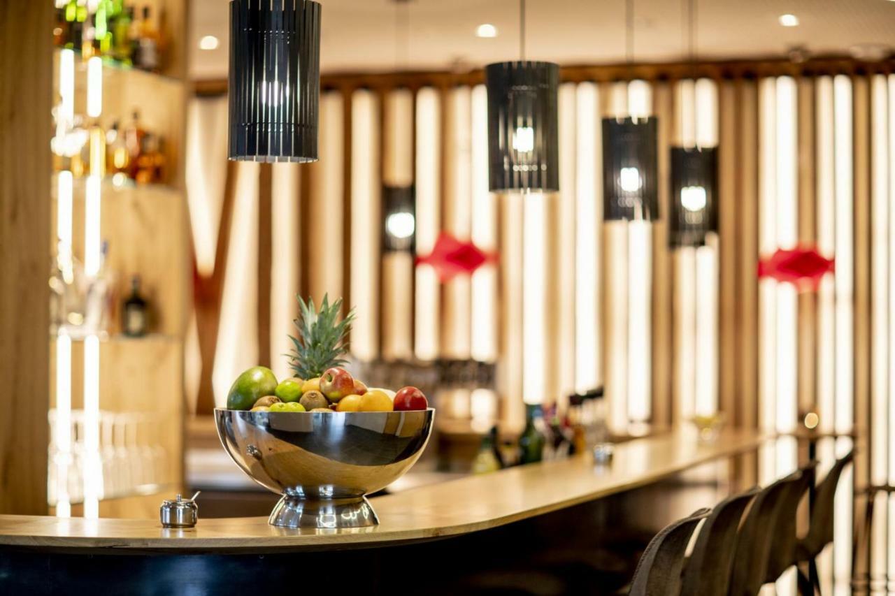 Akzent Hotel Laupheimer Hof Экстерьер фото
