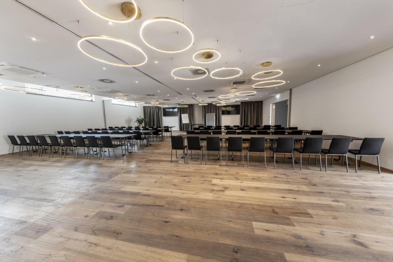 Akzent Hotel Laupheimer Hof Экстерьер фото
