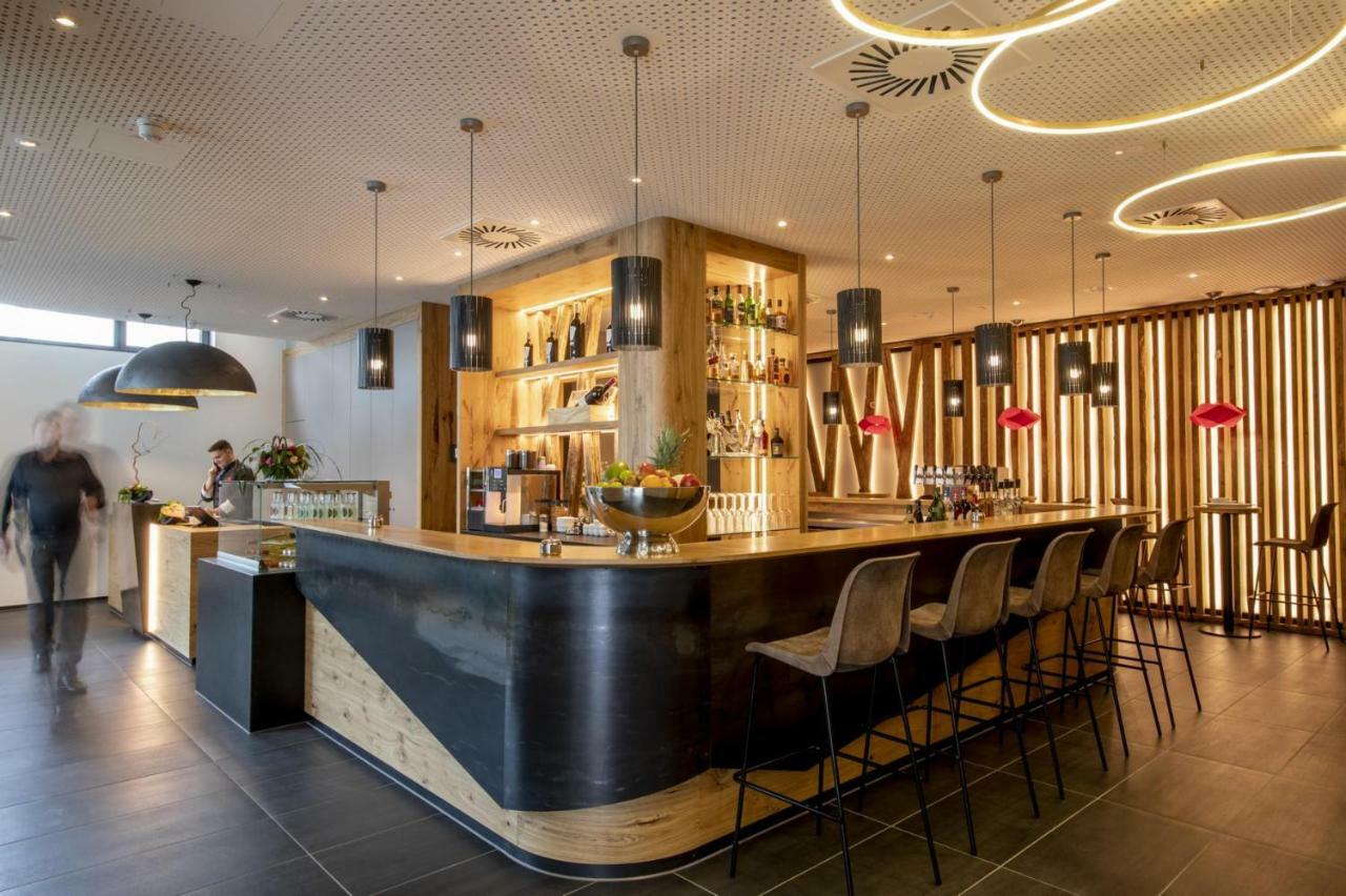 Akzent Hotel Laupheimer Hof Экстерьер фото