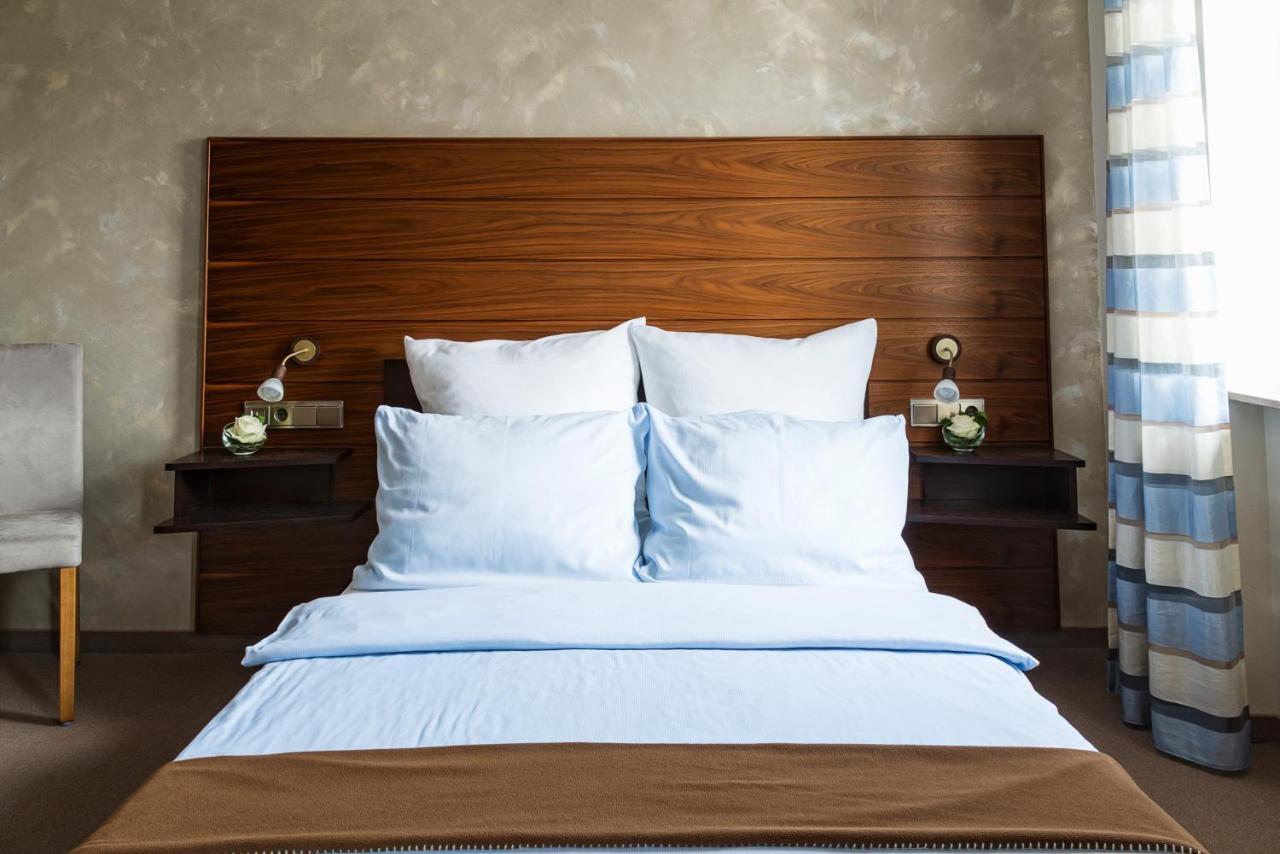 Akzent Hotel Laupheimer Hof Экстерьер фото